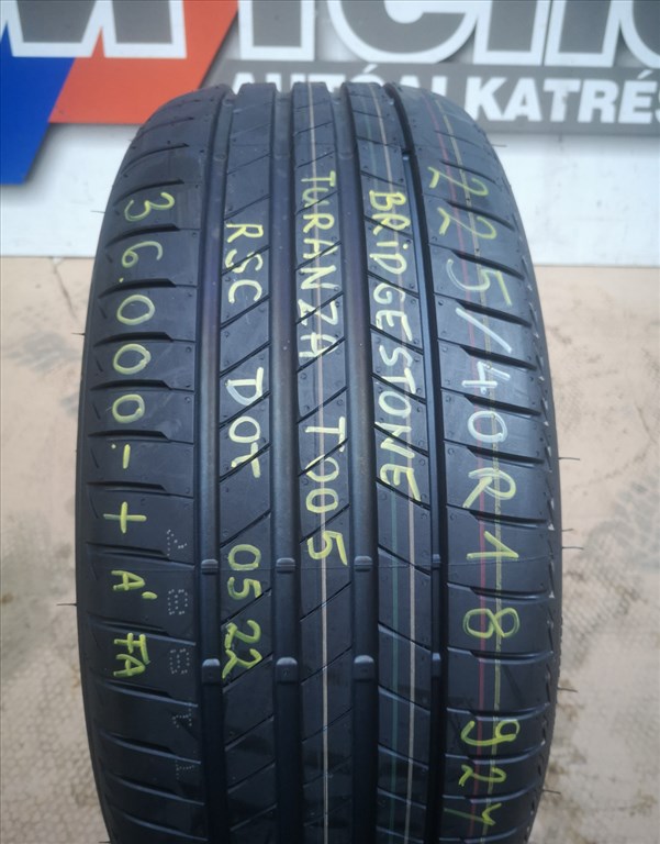 1 DB [GYÁRI ÚJ] NYÁRI GUMI - 225/ 40 R18- 92Y - BRIDGESTONE- TURANZA T005 - RSC- DOT: 0522; 3. kép